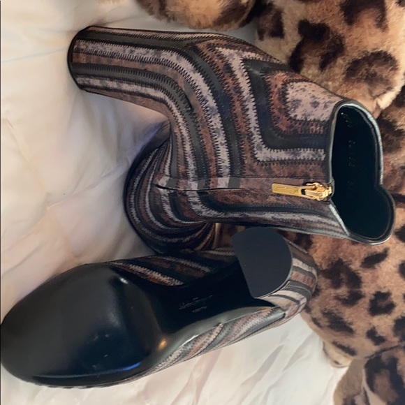 Boots - Picture 2 of 3